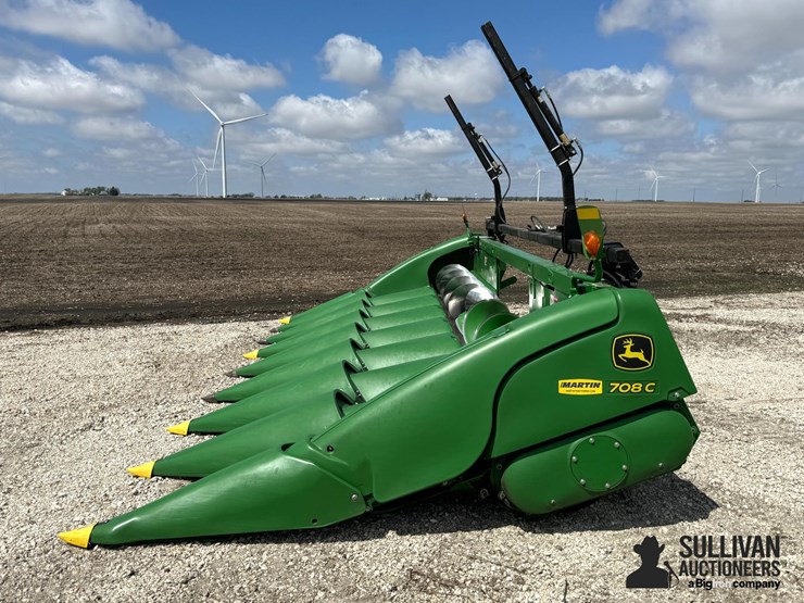 2020-john-deere-708c-image-2