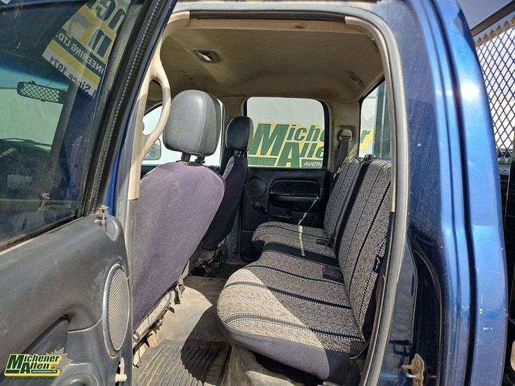 2004-dodge-ram-2500-image-42