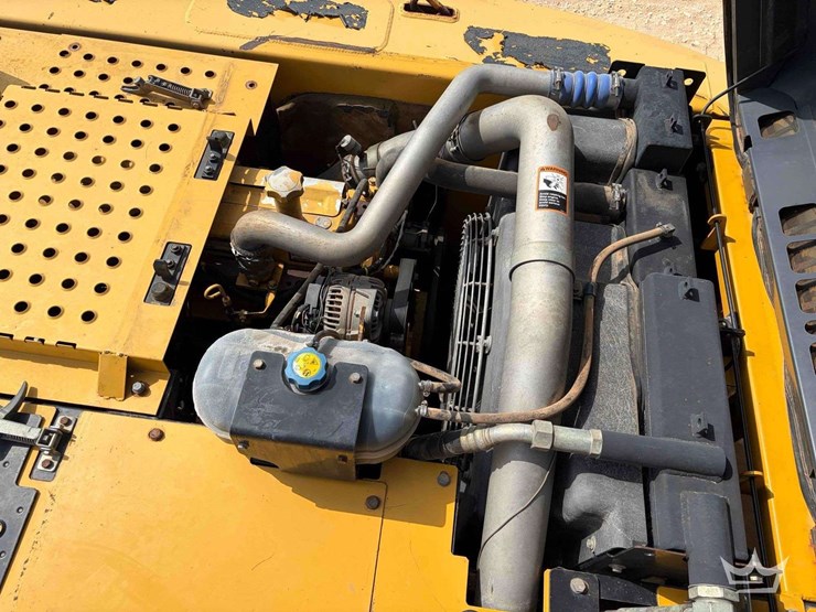 2007-deere-200d-lc-image-7