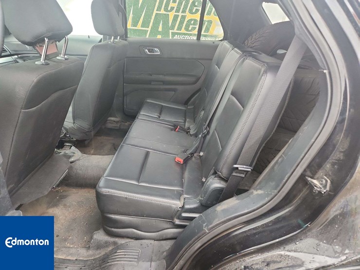 2018-ford-explorer-image-22