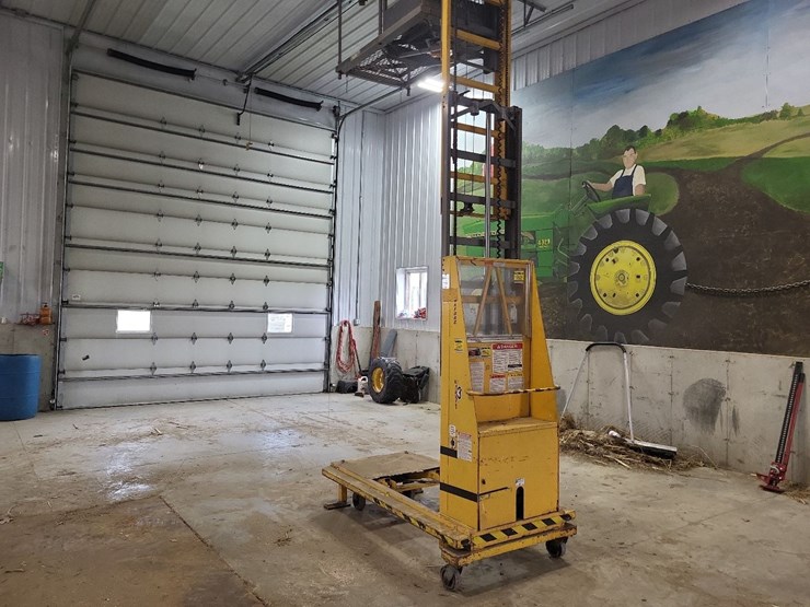 bill-jax-1571-man-lift-image-3