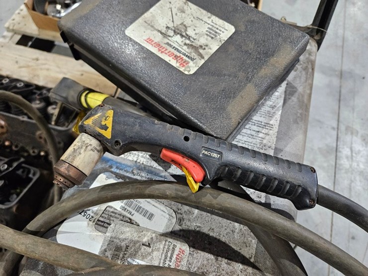 #6192-•-hypertherm-powermax-900-plasma-cutter-image-9