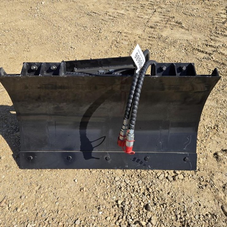 #686 • NEW SDLANCH MINI SKID STEER ANGLE SNOW BLADE