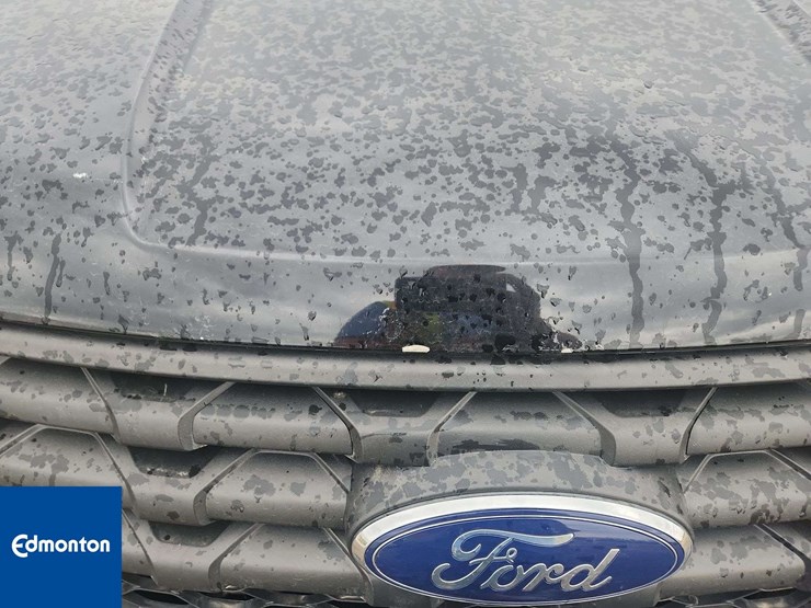 2018-ford-explorer-image-30
