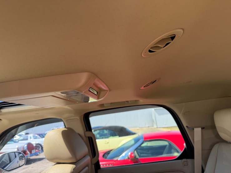 2007-cadillac-escalade-image-78