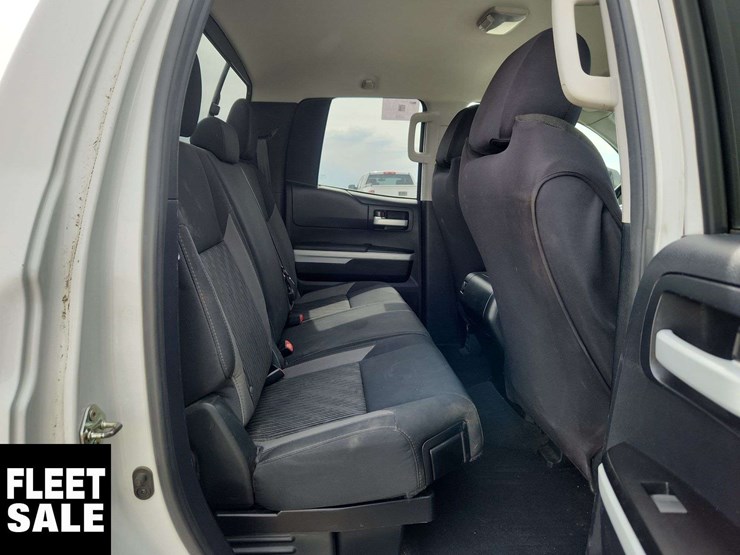 2014-toyota-tundra-image-17