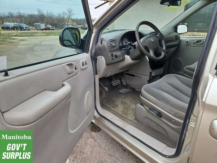 dodge-grand-caravan-image-17