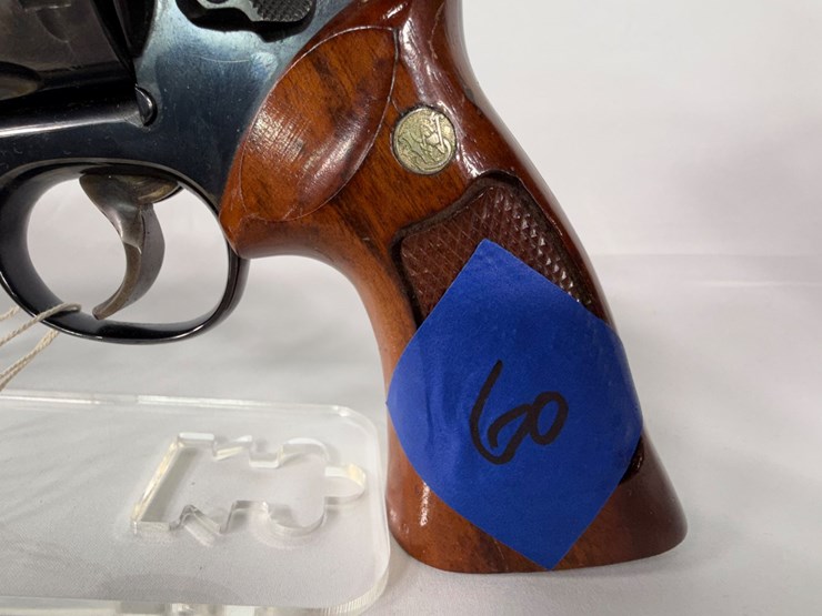 #60-•-smith-&-wesson-29-2-44mag-revolver-n330311-image-4
