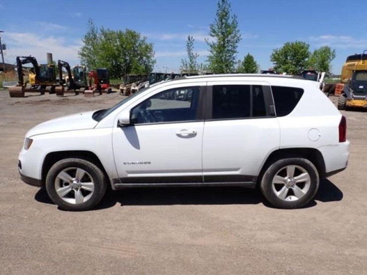 2016-jeep-compass-image-8