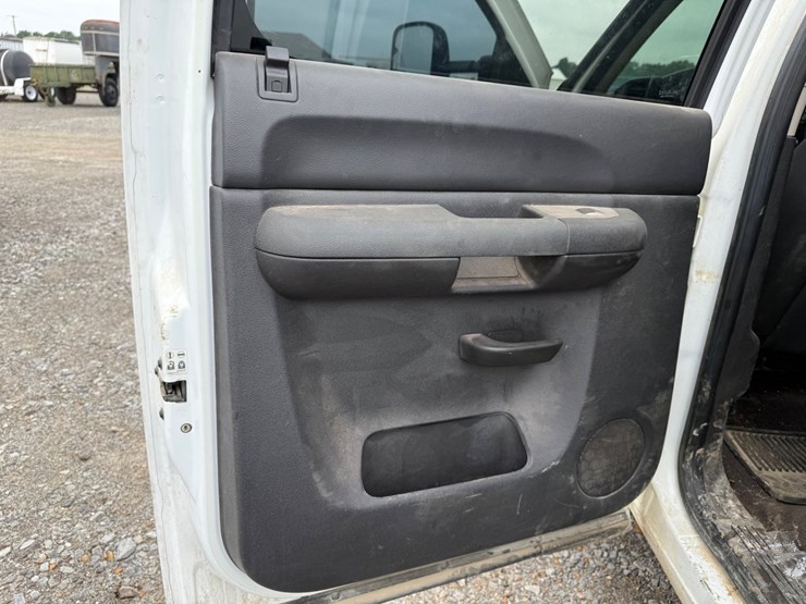 2015-gmc-2500hd-image-52
