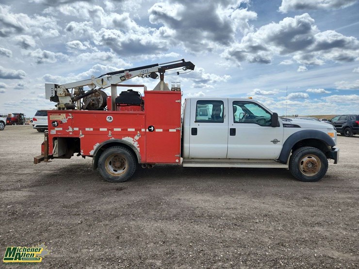 2011-ford-f550-image-31