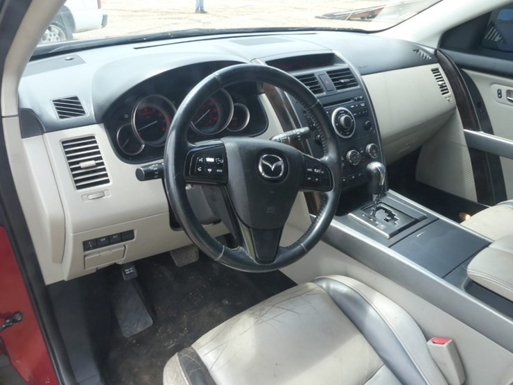 2011-mazda-cx9-image-9