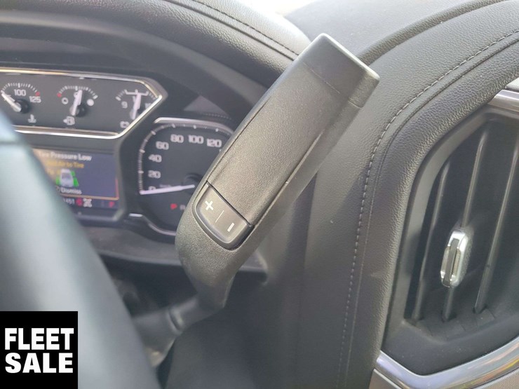2023-gmc-sierra-2500hd-image-10