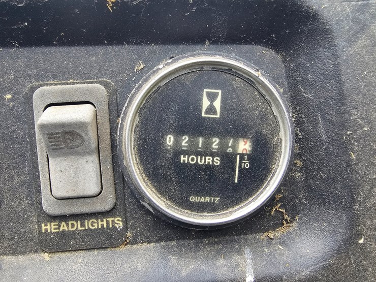 john-deere-gator-image-26