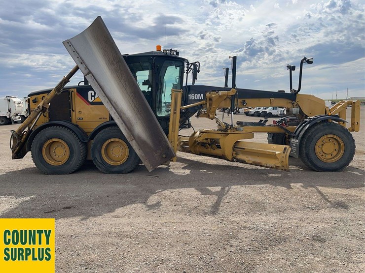 caterpillar-160m-awd-image-8
