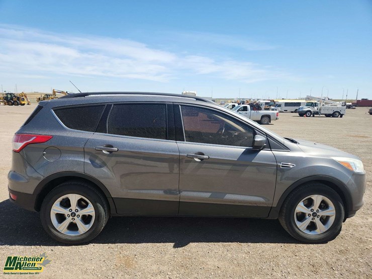 2014-ford-escape-se-image-8