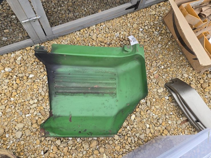 john-deere-110-image-2