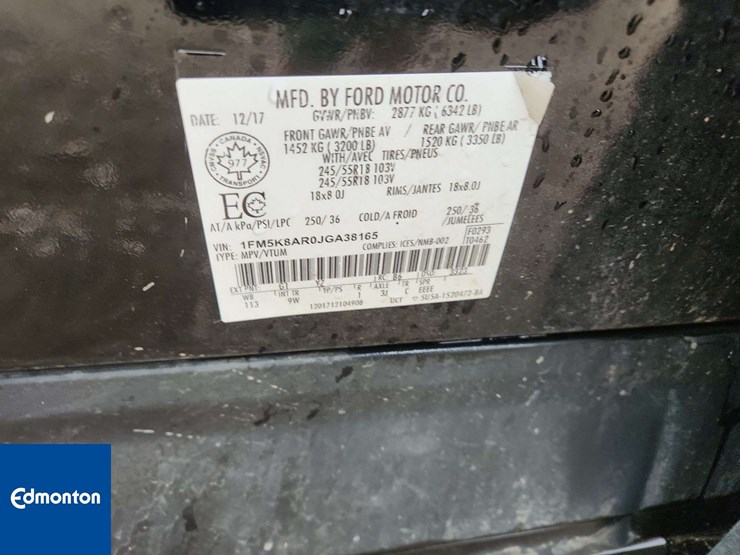 2018-ford-explorer-image-50