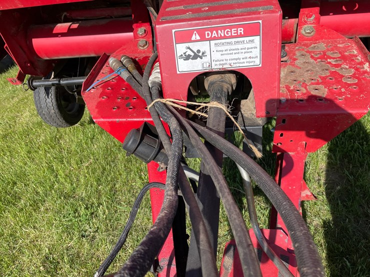 case-ih-rbx561-image-7