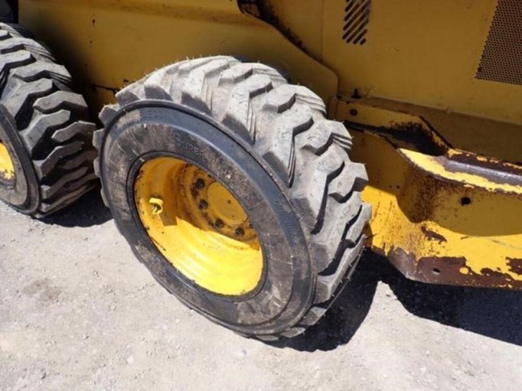 2019-deere-320g-image-28