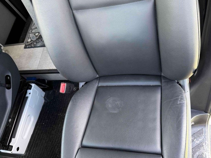 2021-mercedes-benz-sprinter-3500-xd-image-14