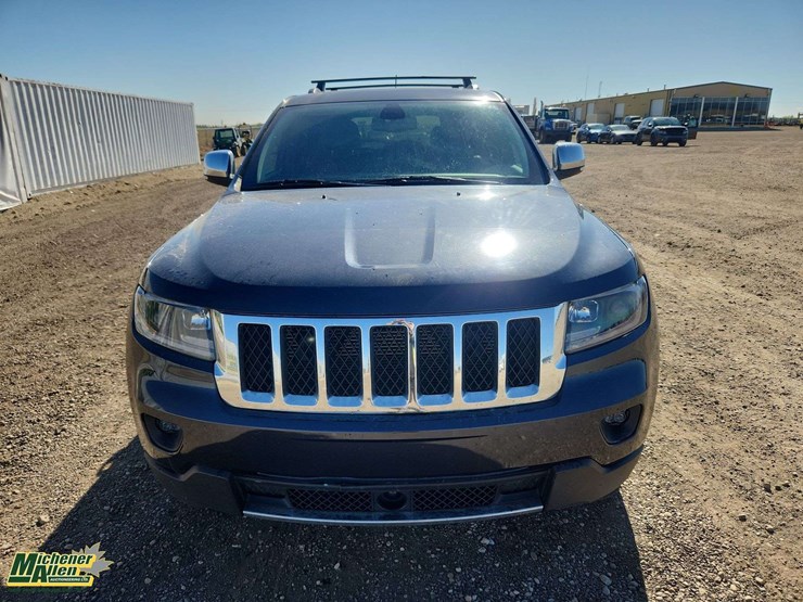 2013-jeep-grand-cherokee-image-9