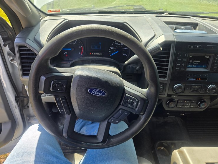 2017-ford-f550-image-44