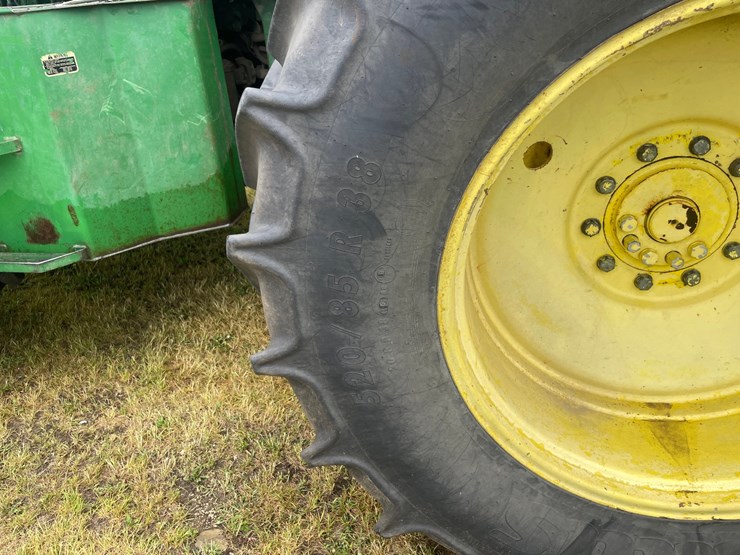 john-deere-8640-image-12