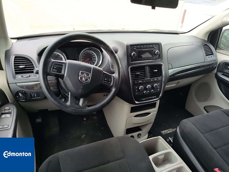 2012-dodge-grand-caravan-image-14