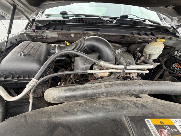 2013-dodge-ram-1500-image-33