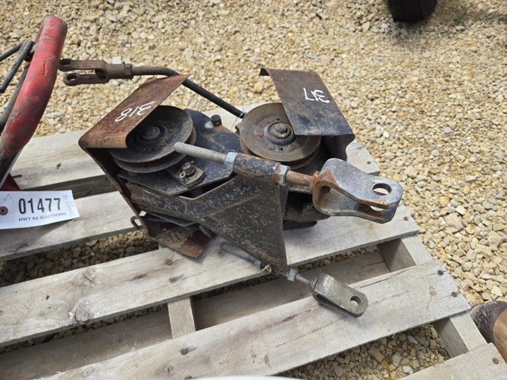 john-deere-317-image-3