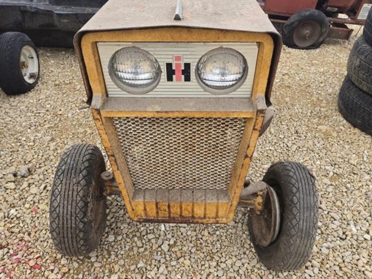 cub-cadet-100-image-2