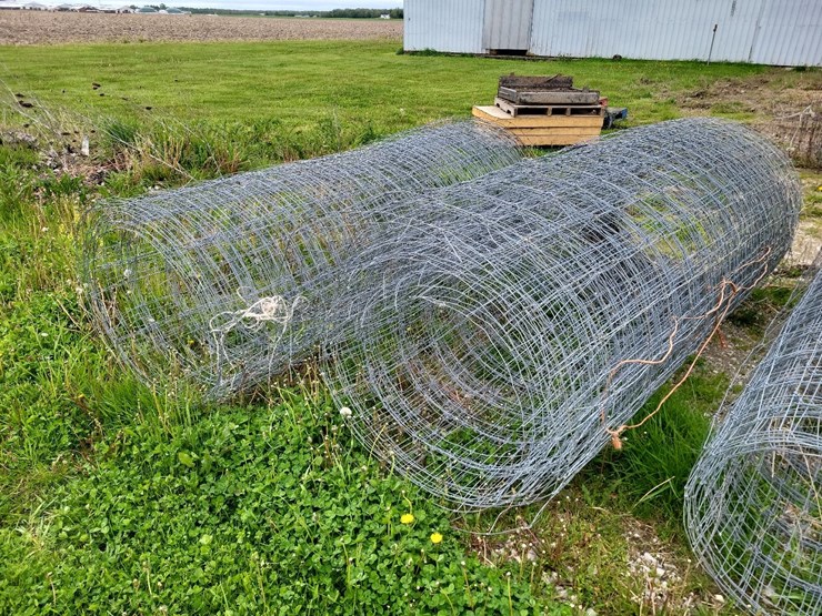 1500'-+/---of-deer/elk-fence-w/(4)-gates-image-25