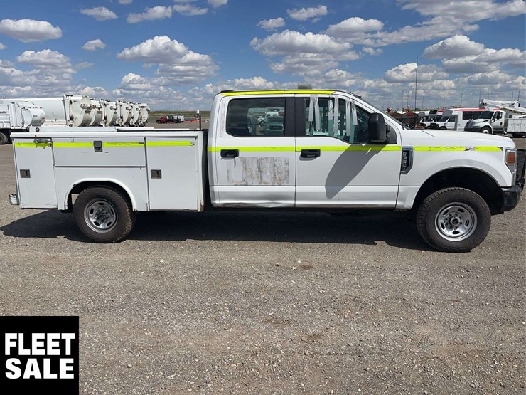 2021-ford-f350-image-8