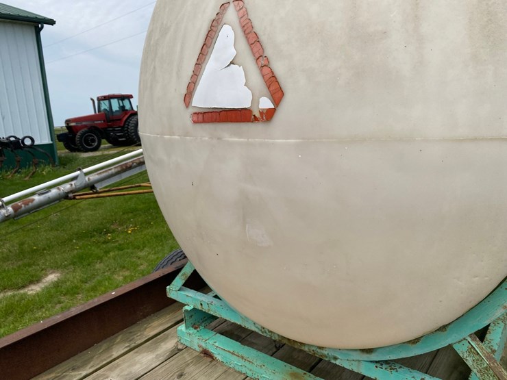 1000-gal-water/fertilzer-tank-on-skid-image-7