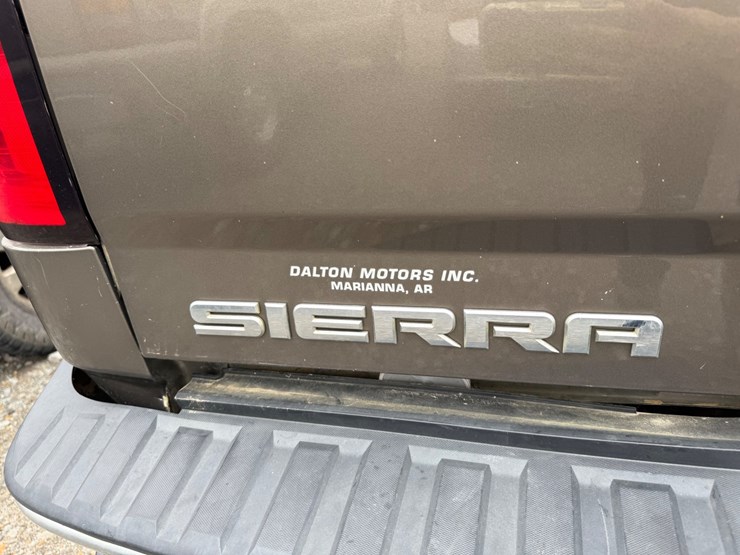 2015-gmc-1500-image-10