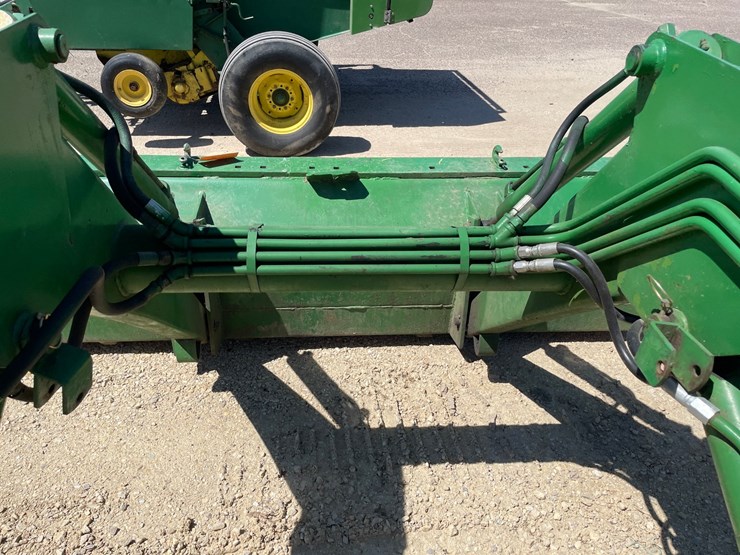 john-deere-148-image-10