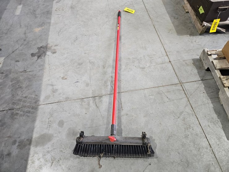 #6226-•-broom-image-2