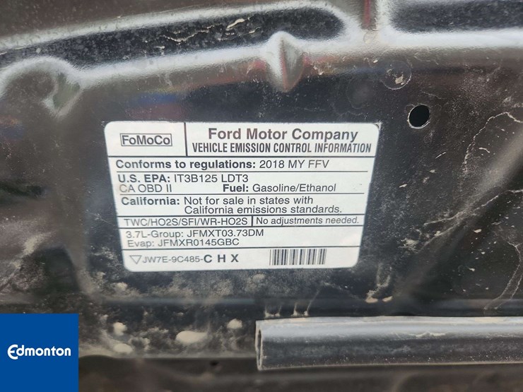 2018-ford-explorer-image-40