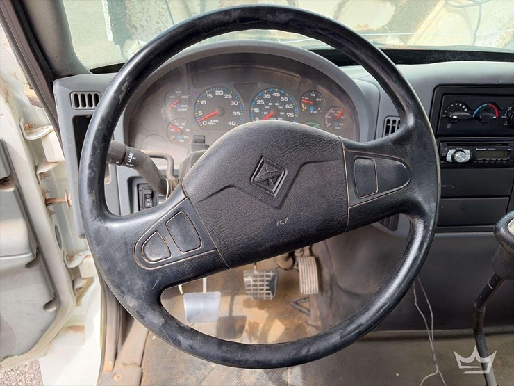 2007-international-durastar-4300-image-7