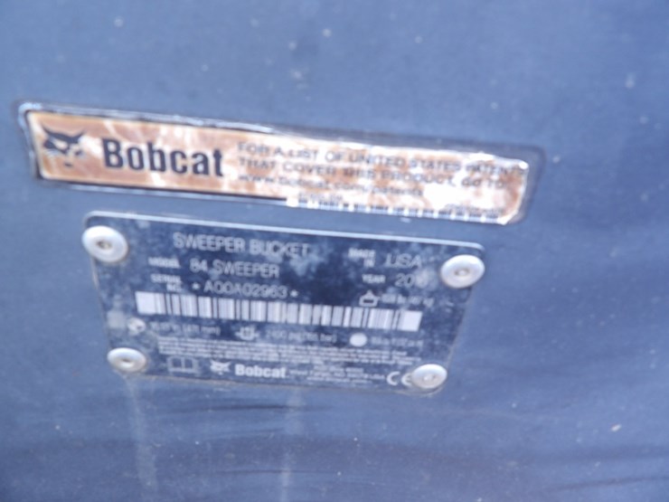 #40873-•-**2016-bobcat-84"-skid-steer-sweeper-a00a02963-image-6