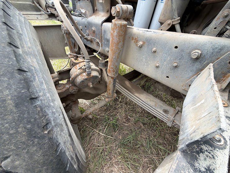 mack-cement-truck-image-29