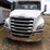 2019-freightliner-cascadia-126-image-3