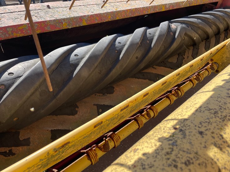 new-holland-488-image-10