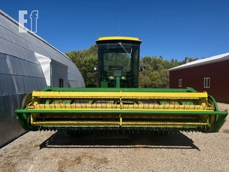 john-deere-2420-image-3