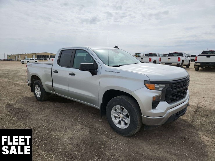 2022-chevrolet-silverado-1500-image-2