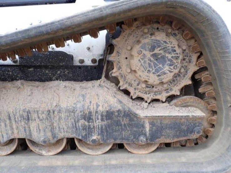 2021-bobcat-t770-image-31