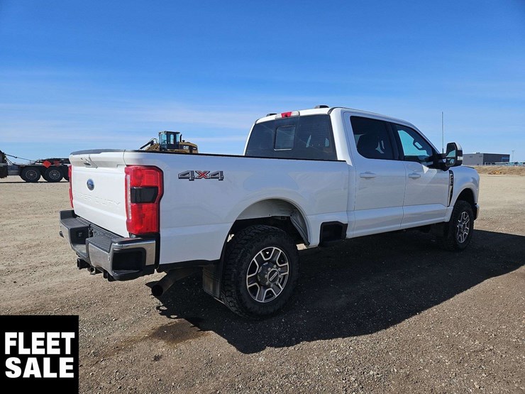 2023-ford-f250-image-4