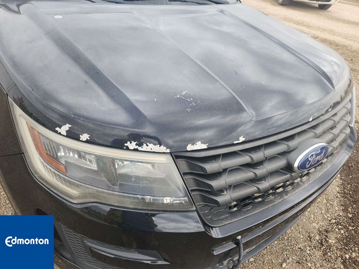 2017-ford-explorer-image-33