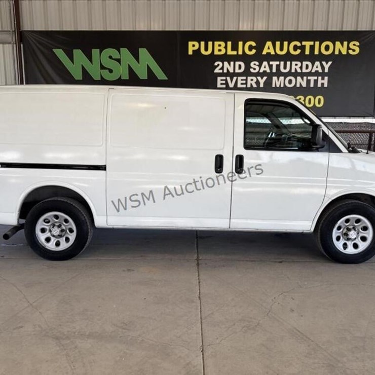2009 CHEVROLET EXPRESS 1500